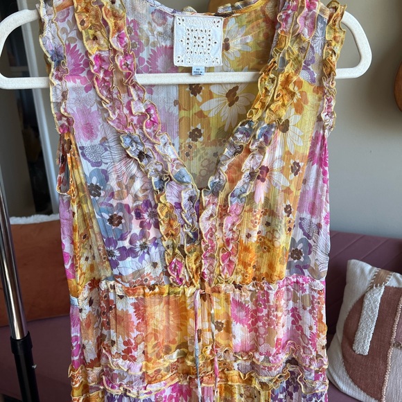 Stunning Floral Gown! - Picture 3 of 7